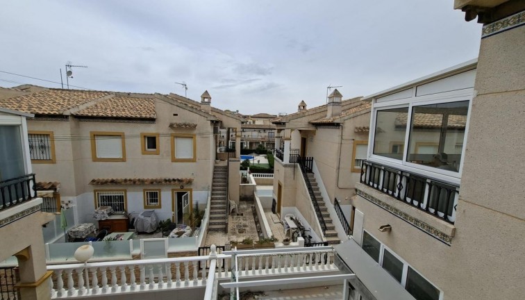 Jälleenmyynti - Bungalow - Orihuela - Avenida de California, 03189