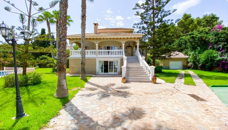 Reventa - Chalet - Villamartín