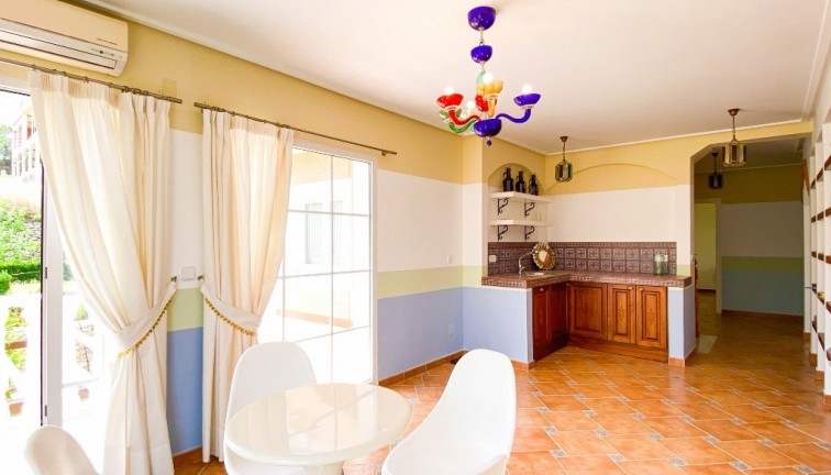 Reventa - Chalet - Villamartín