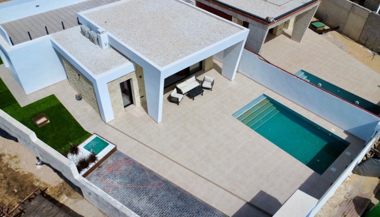 Obra nueva - Chalet - Los balcones - Los Altos