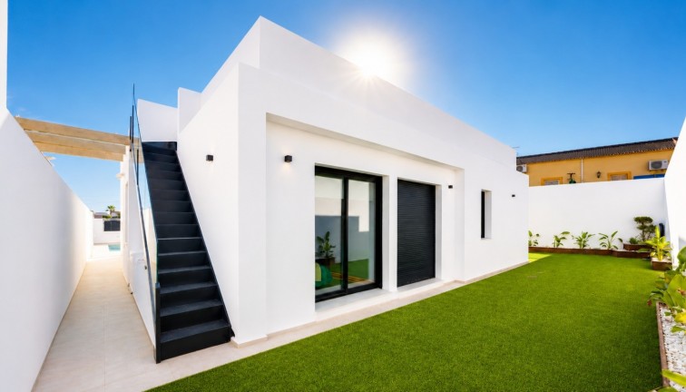 Obra nueva - Chalet - Los balcones - Los Altos