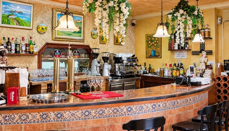 Reventa - Comercial - Orihuela