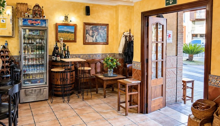 Reventa - Comercial - Orihuela