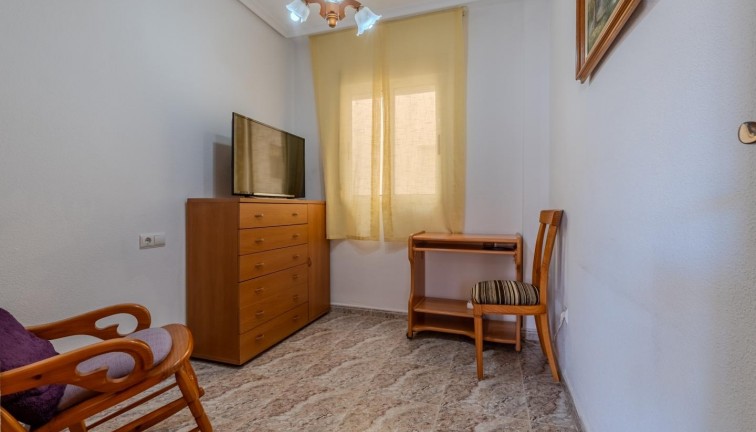 Reventa - Apartamento / piso - Torrevieja - Calle Patricio Perez, 03183