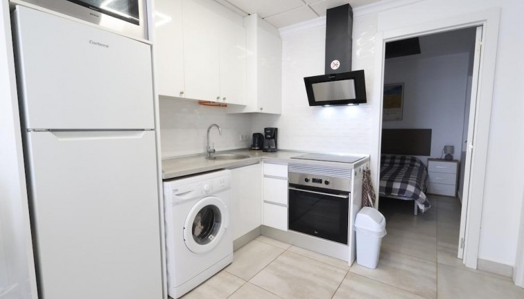Jälleenmyynti - Bungalow - Torrevieja - La Siesta