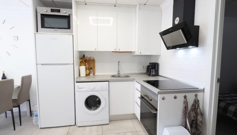 Jälleenmyynti - Bungalow - Torrevieja - La Siesta