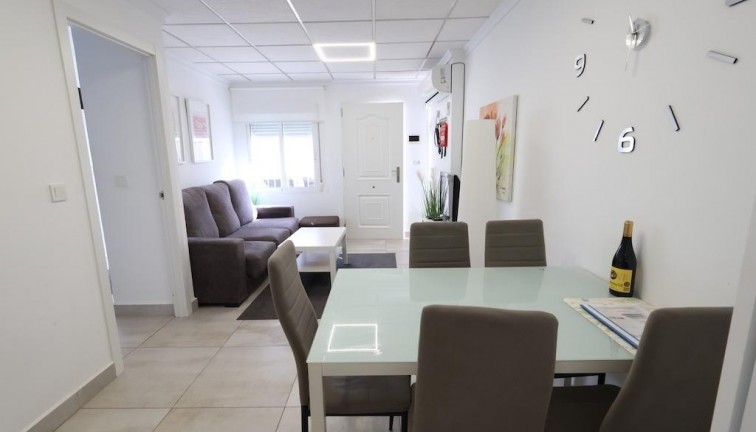 Jälleenmyynti - Bungalow - Torrevieja - La Siesta
