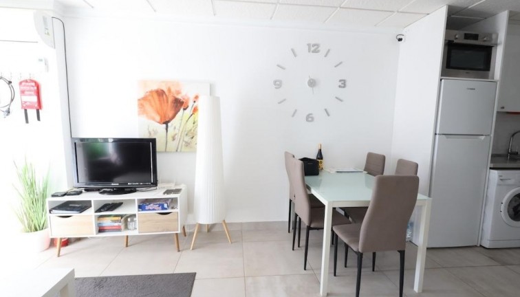 Jälleenmyynti - Bungalow - Torrevieja - La Siesta
