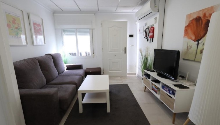 Jälleenmyynti - Bungalow - Torrevieja - La Siesta