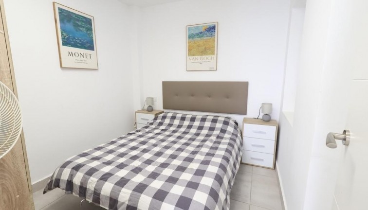 Jälleenmyynti - Bungalow - Torrevieja - La Siesta