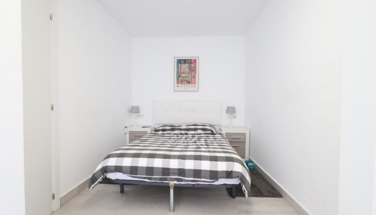 Jälleenmyynti - Bungalow - Torrevieja - La Siesta