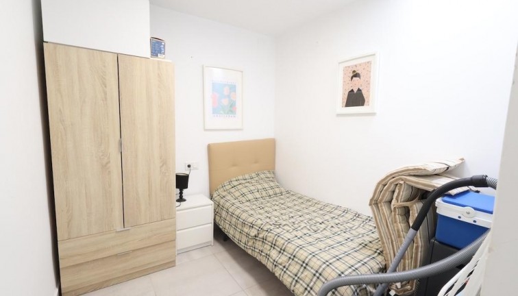 Jälleenmyynti - Bungalow - Torrevieja - La Siesta