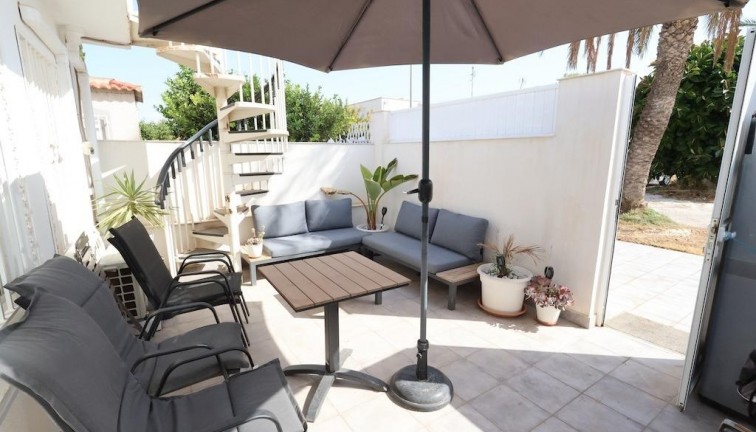 Jälleenmyynti - Bungalow - Torrevieja - La Siesta