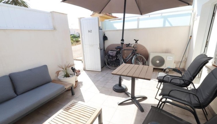 Jälleenmyynti - Bungalow - Torrevieja - La Siesta