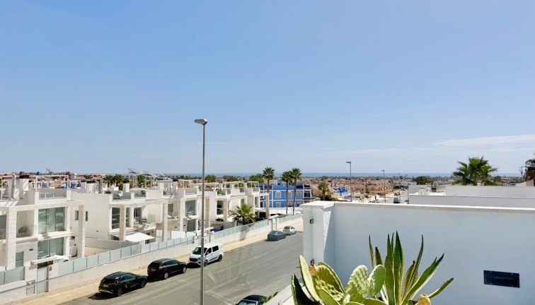 Resale - Chalet - Orihuela Costa - Cabo Roig