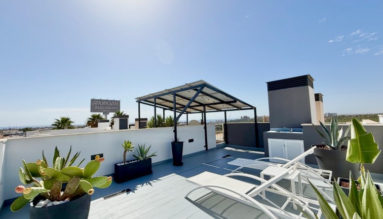 Resale - Chalet - Orihuela Costa - Cabo Roig