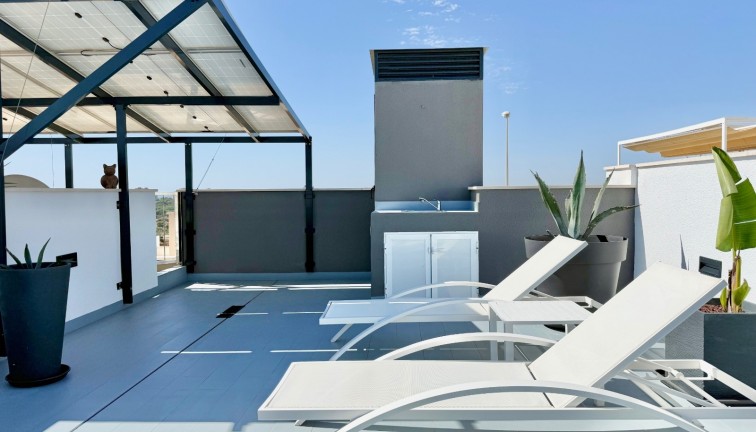 Resale - Chalet - Orihuela Costa - Cabo Roig