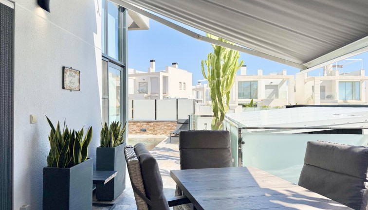 Resale - Chalet - Orihuela Costa - Cabo Roig