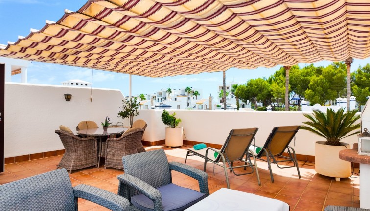 Resale - Apartment - Orihuela Costa - Villamartín