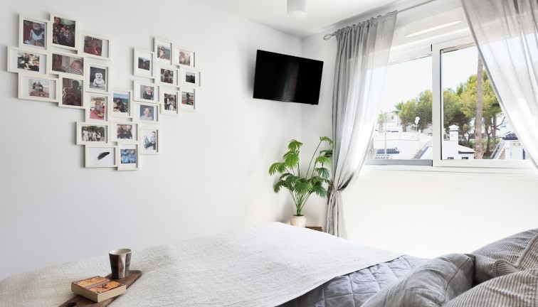 Resale - Apartment - Orihuela Costa - Villamartín