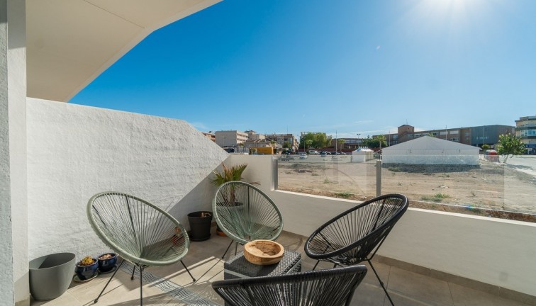 Återförsäljning - Lägenhet - San Miguel de Salinas