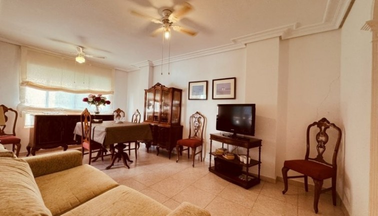 Reventa - Apartamento / piso - La Mata - LA MATA