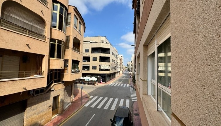 Reventa - Apartamento / piso - La Mata - LA MATA