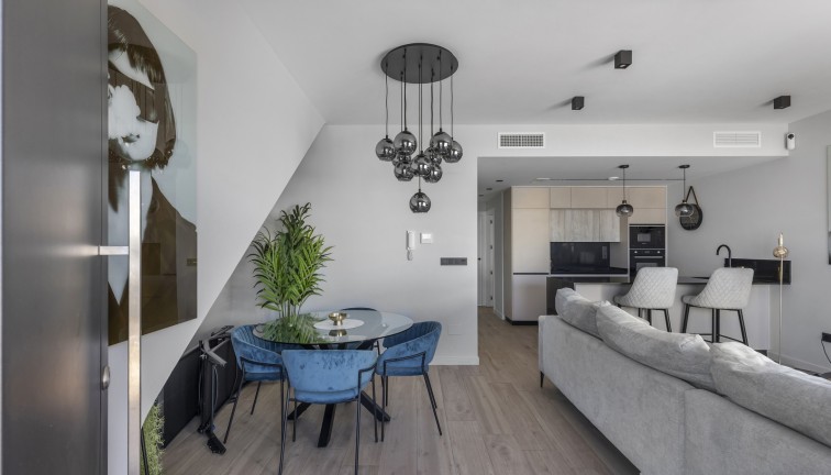 Reventa - Apartamento - Apartamento en el último piso - Orihuela Costa - Punta Prima