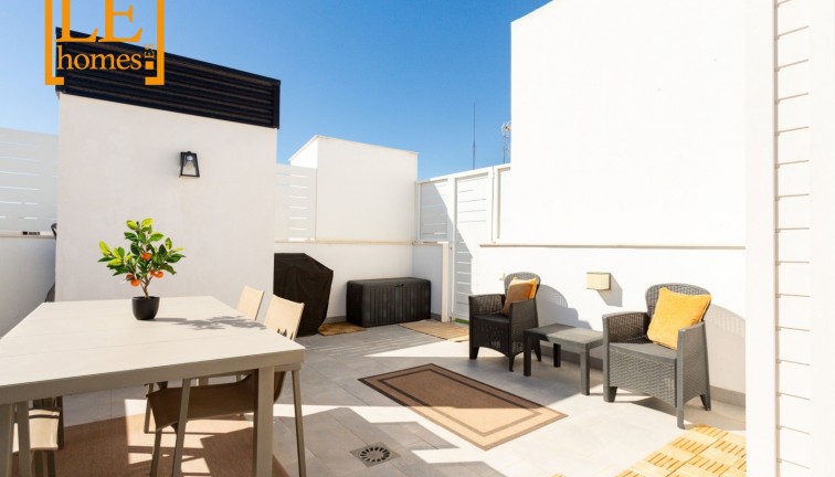 Jälleenmyynti - Asunto - Ylimmän kerroksen asunto - Torrevieja
