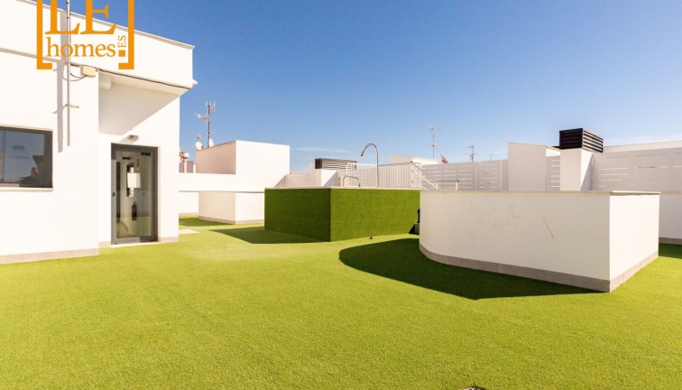 Jälleenmyynti - Asunto - Ylimmän kerroksen asunto - Torrevieja