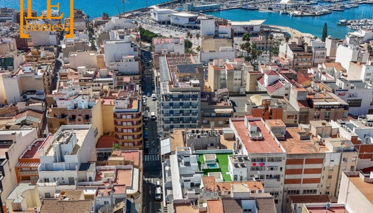 Jälleenmyynti - Asunto - Ylimmän kerroksen asunto - Torrevieja