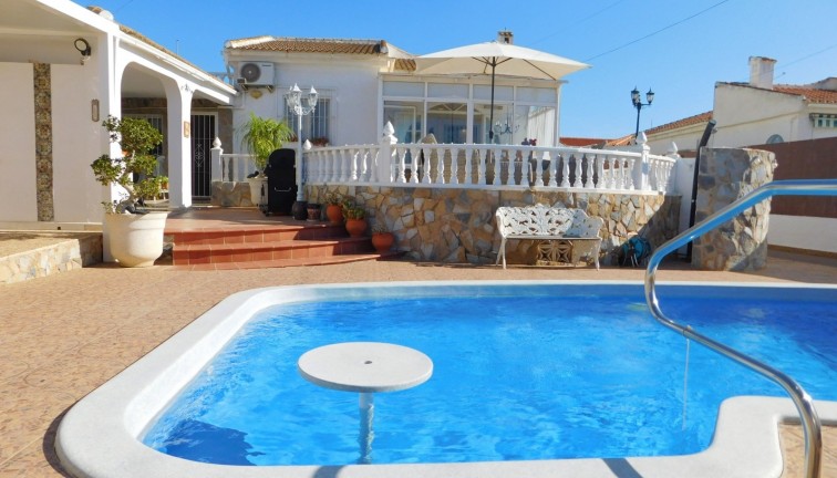 Jälleenmyynti - Paritalo/Rivitalo - Torrevieja - San Luis
