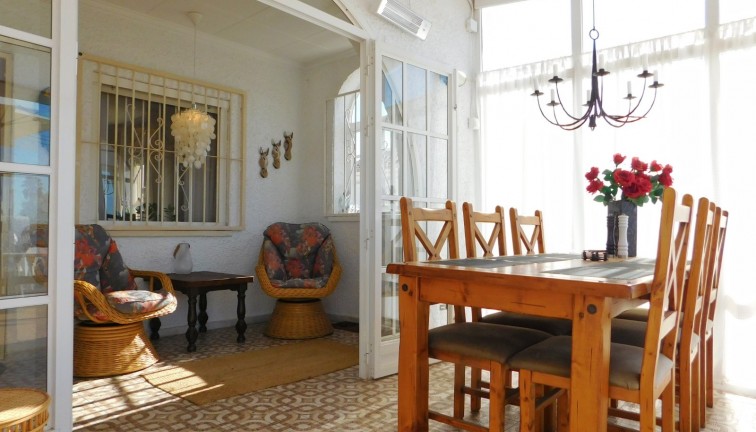Jälleenmyynti - Paritalo/Rivitalo - Torrevieja - San Luis