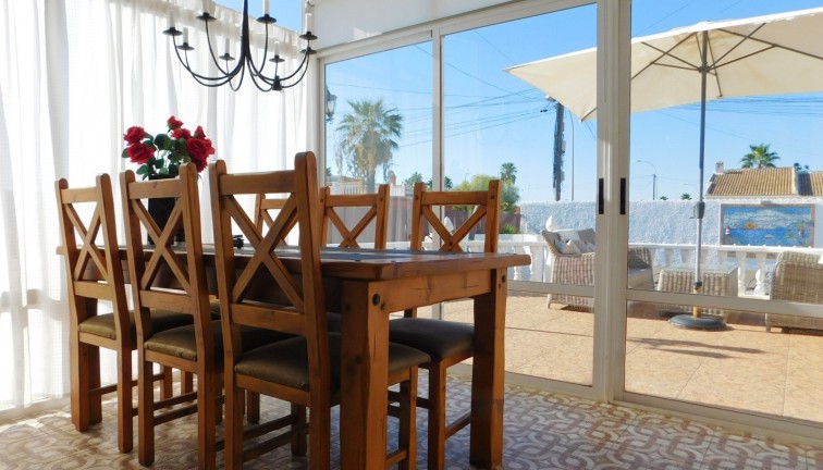 Jälleenmyynti - Paritalo/Rivitalo - Torrevieja - San Luis