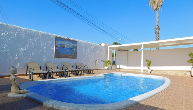 Jälleenmyynti - Paritalo/Rivitalo - Torrevieja - San Luis