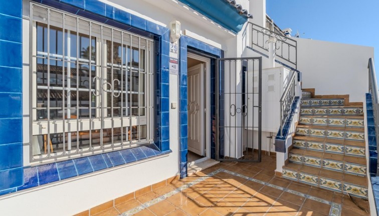 Jälleenmyynti - Bungalow - Orihuela - Calle Canal de La Mancha, 03189