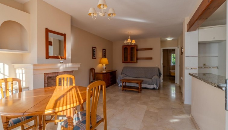 Jälleenmyynti - Bungalow - Orihuela - Calle Canal de La Mancha, 03189