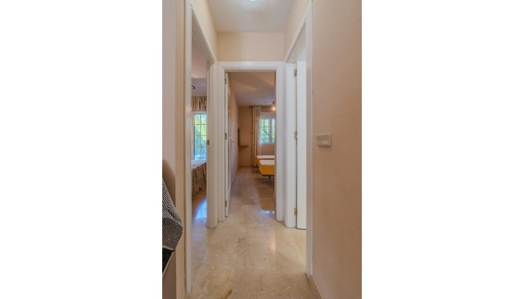 Jälleenmyynti - Bungalow - Orihuela - Calle Canal de La Mancha, 03189