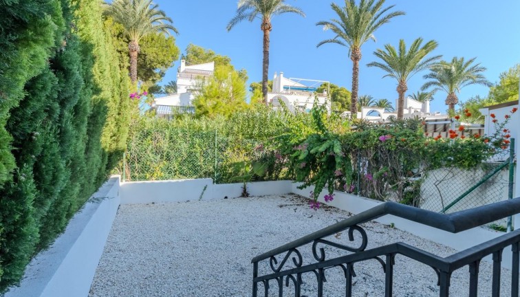Jälleenmyynti - Bungalow - Orihuela - Calle Canal de La Mancha, 03189