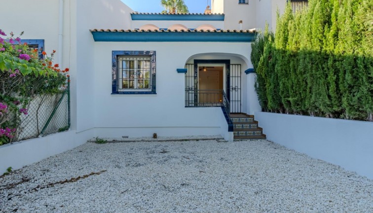 Jälleenmyynti - Bungalow - Orihuela - Calle Canal de La Mancha, 03189