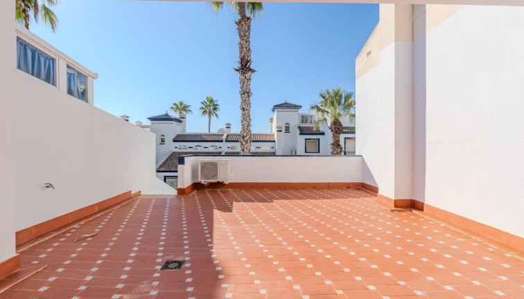Jälleenmyynti - Bungalow - Orihuela - Calle Canal de La Mancha, 03189