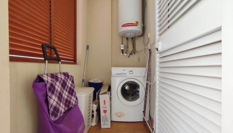Resale - Apartment - Orihuela Costa - Punta Prima