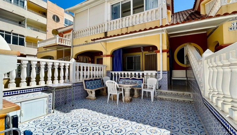 Jälleenmyynti - Paritalo/Rivitalo - Torrevieja - San Luis