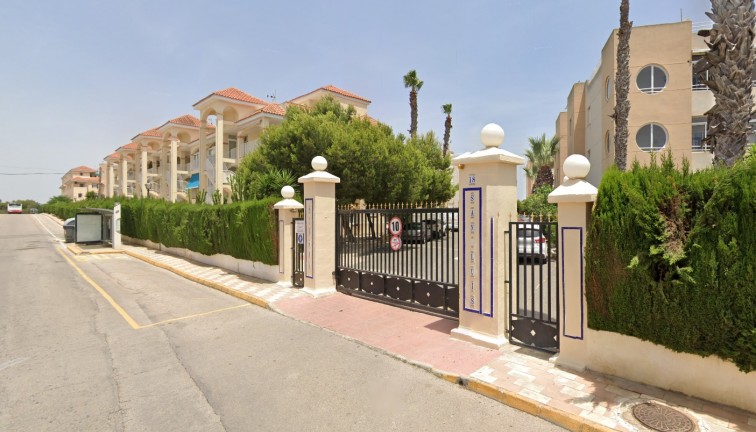 Jälleenmyynti - Paritalo/Rivitalo - Torrevieja - San Luis