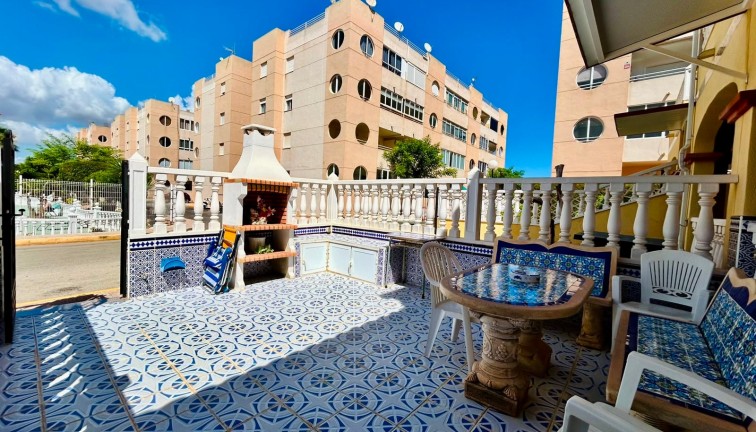 Jälleenmyynti - Paritalo/Rivitalo - Torrevieja - San Luis