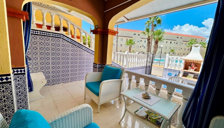 Jälleenmyynti - Paritalo/Rivitalo - Torrevieja - San Luis