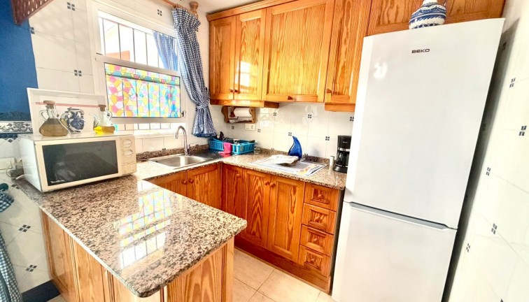 Jälleenmyynti - Paritalo/Rivitalo - Torrevieja - San Luis
