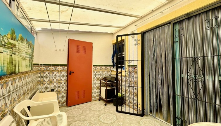Jälleenmyynti - Paritalo/Rivitalo - Torrevieja - San Luis