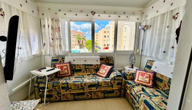 Jälleenmyynti - Paritalo/Rivitalo - Torrevieja - San Luis