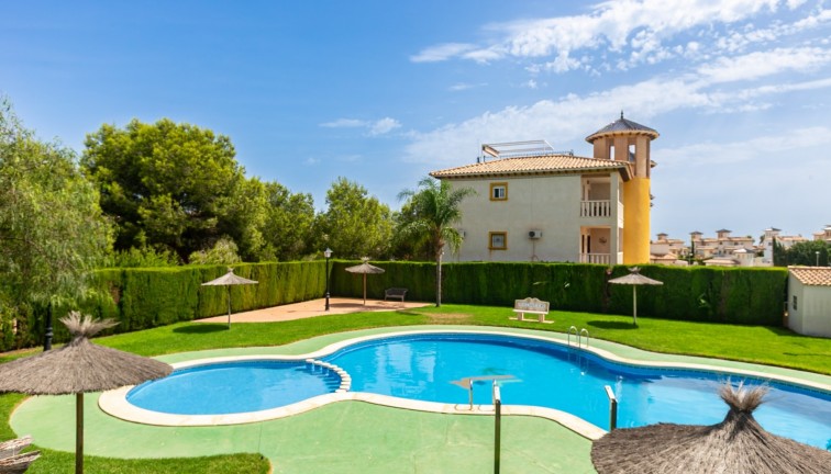 Jälleenmyynti - Asunto - Lomas de Cabo Roig